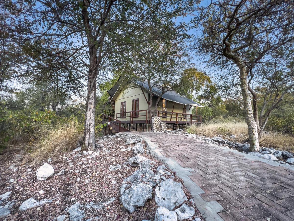 The Mushara Outpost Otel Mokuti Lodge Dış mekan fotoğraf